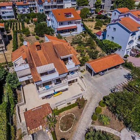 Apartment In With Sea View, Balcony, Air Conditioning, Wifi 5132-4 *